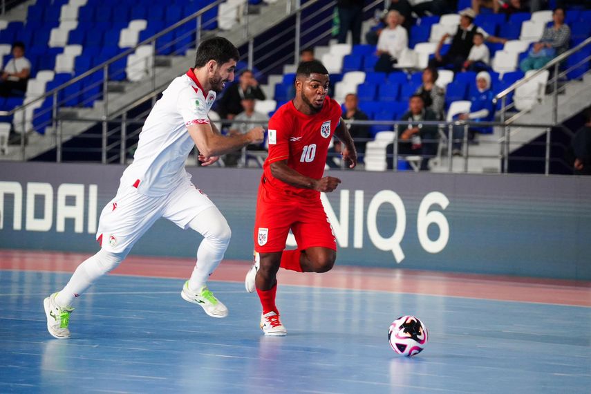 Mundial de Futsal 2024: Panamá derrota a Tayikistán y sigue con vida