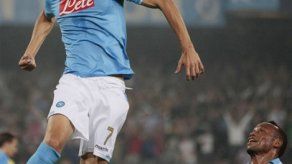 Napoli: Cavani no jugará ante Inter por lesión en tobillo