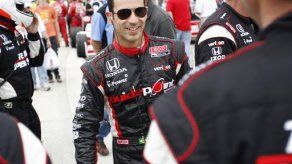 Castroneves se recupera tras comienzo terrible