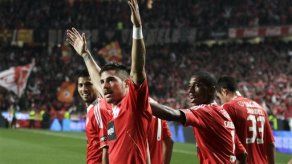 Benfica vence 1-0 al Sporting y se sube a la cima en Portugal
