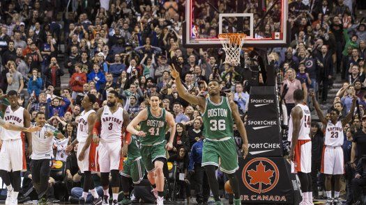 En prórroga, Smart define triunfo de Celtics en Toronto