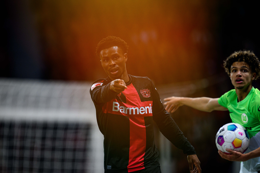 El Bayer Leverkusen mantiene racha invicta con triunfo ante Wolfsburgo