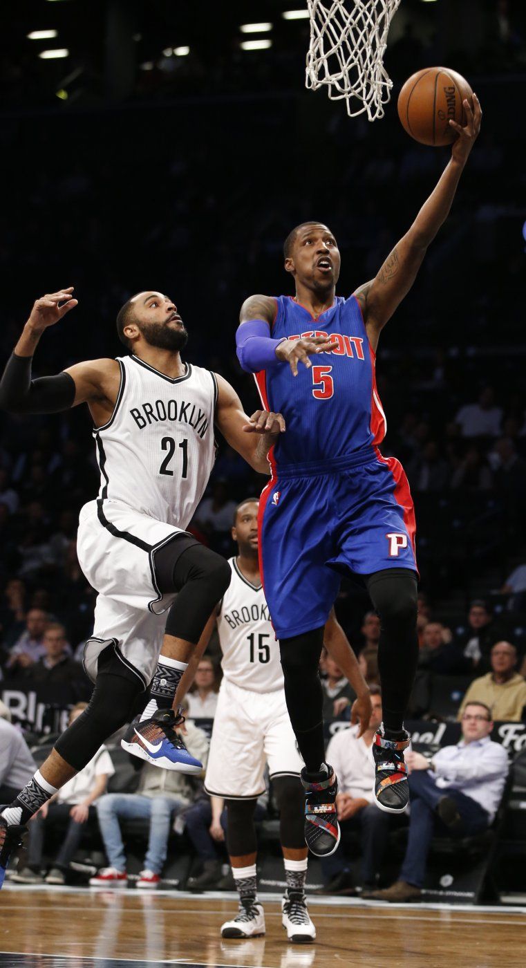 Drummond destaca en victoria de Pistons en Brooklyn