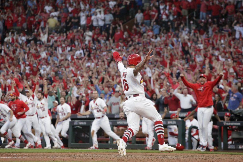 Molina responde y Cardenales igualan serie ante Bravos