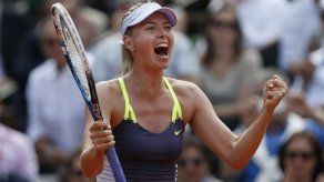 Sharapova avanza a semis en Abierto de Francia