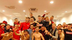 Jaime Penedo y el Dinamo de Bucarest clasifican a Playoffs