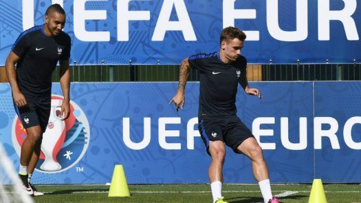 Griezmann lidera la tabla de goleadores pero Ronaldo y Nani lo acechan