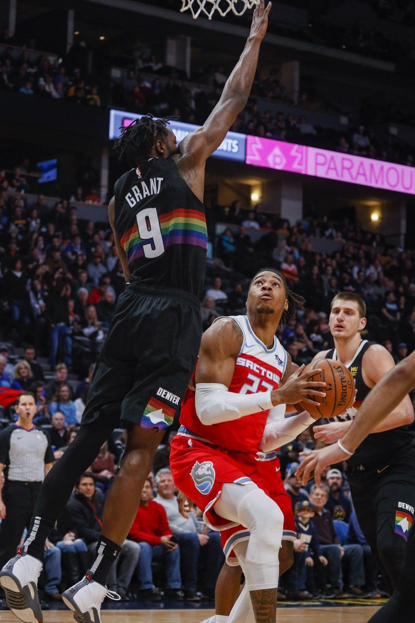 Barton y Porter Jr. anotan 19 puntos y Denver vence a Kings