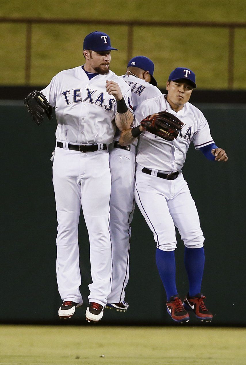 Fielder, Beltré logran jonrones, Rangers ganan a Padres