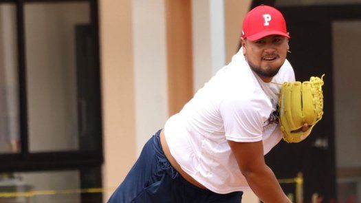 Copa América de Béisbol 2025: Jaime Barría hizo sesión desde el bullpen Copa América de Béisbol 2025: Jaime Barría hizo sesión desde el bullpen