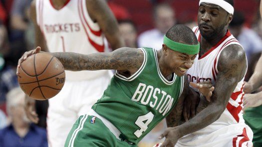 Thomas guía a Celtics a victoria fácil sobre Rockets