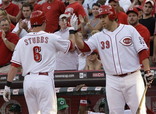 MLB: Rojos 10, Indios 3; Stubbs produce cuatro carreras