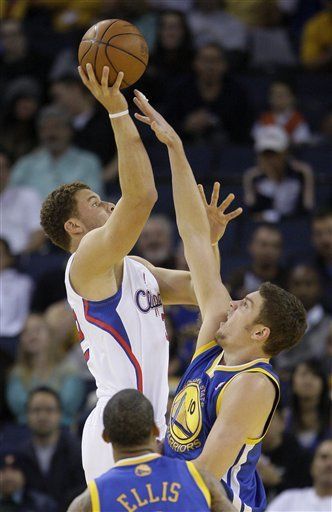 NBA: Warriors 109, Clippers 91; Warriors ganan y pierden a Curry