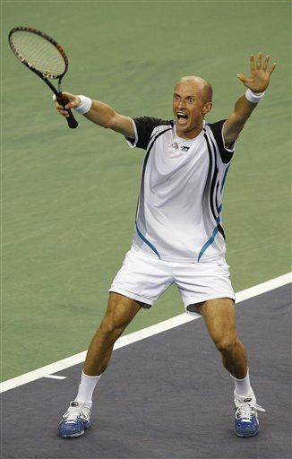 Davydenko vence a Nadal en la final de Shanghai