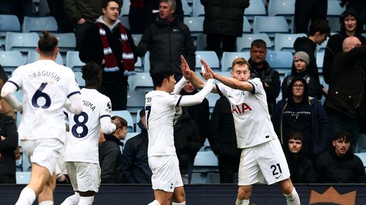 El Tottenham golea al Aston Villa en la Premier League