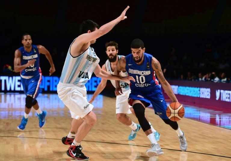 Invicta Argentina derrota 92-84 a Dominicana en preolímpico de básquet