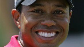 Woods gana 10mo premio de asociación de periodistas de golf