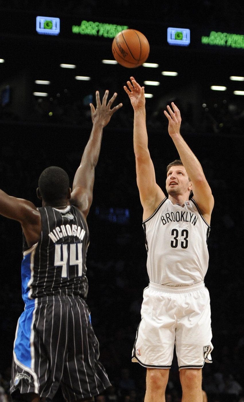 Teletovic lidera a Nets con 20 puntos ante Magic