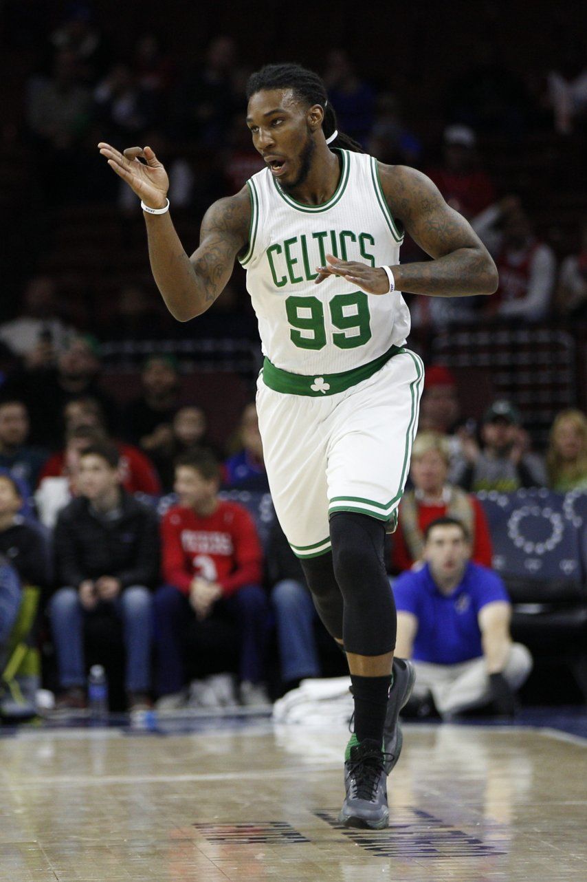 Crowder y Thomas lucen en paliza de Celtics sobre 76ers