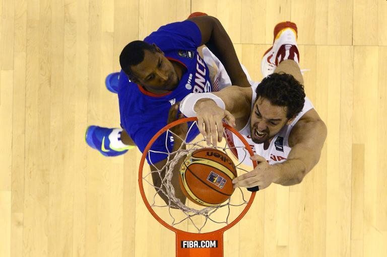 España derrota a Francia (88-64) y se asegura primer puesto del grupo A