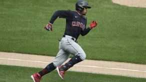 Cleveland traspasa a Lindor y Carrasco a los Mets