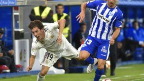 El Alavés desplaza al Real Madrid de la zona Champions