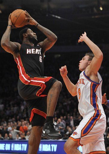 LeBron James impone su dominio en el Madison Square Garden