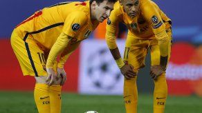 Barcelona en crisis recibe al Valencia