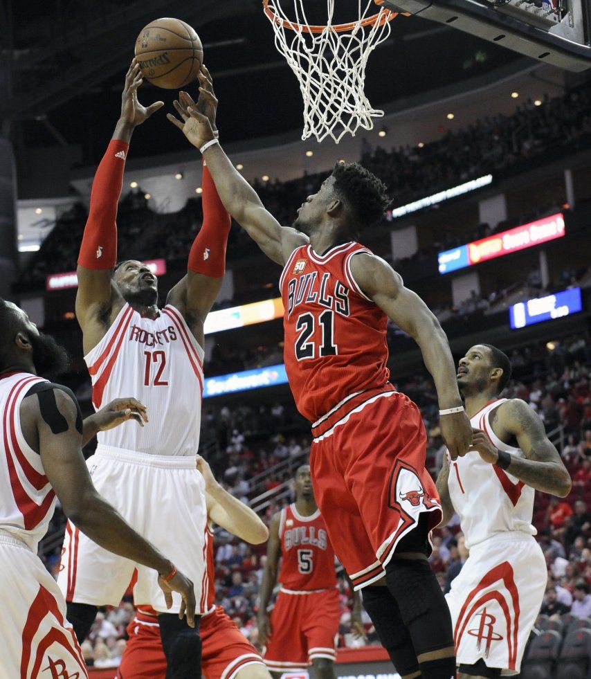 Mirotic anota 28 puntos y lleva a Bulls a vencer a Rockets