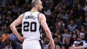El argentino Ginóbili renueva con los Spurs para decimosexta temporada