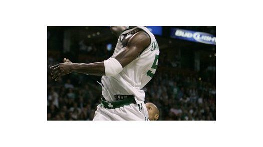 NBA: Celtics 88, Pistons 79; Boston toma la ventaja