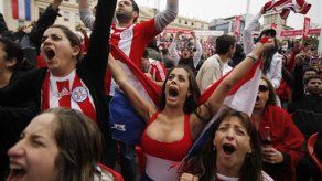 Mundial: Paraguayos festejan histórica clasificación a cuartos