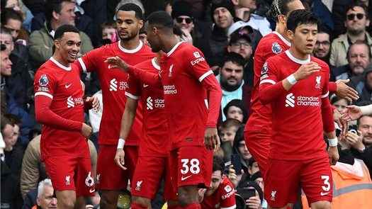 El Liverpool superó al Fulham y se pone colíder de la Premier League