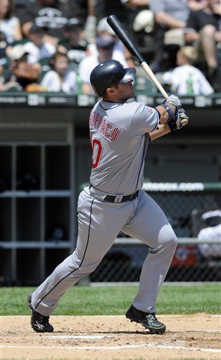 MLB: Indios 10, Medias Blancas 8; Shoppach pega grand slam