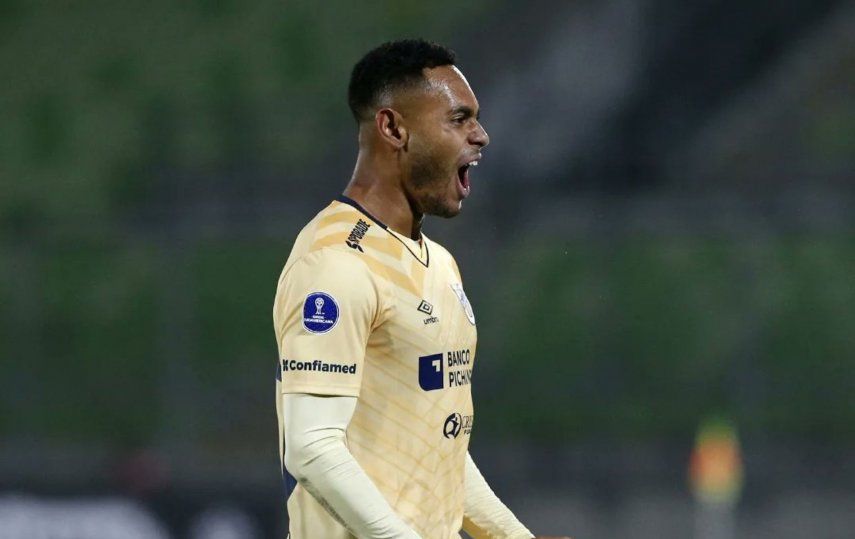 Ismael Díaz le da la victoria a la U. Católica en la Copa Sudamericana