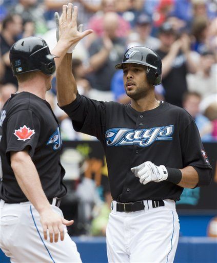 MLB: Azulejos 3, Orioles 2; Rí­os conecta jonrón de 2 carreras