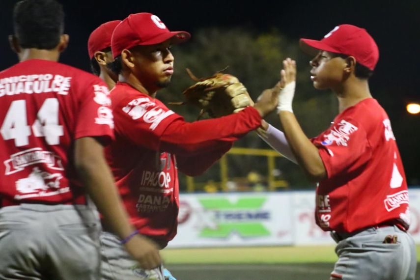 Béisbol Juvenil 2025: Coclé elimina a Herrera y va a defender su título en la final
