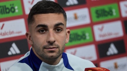 Ferran Torres habla de Lamine Yamal y su forma de jugar como en el patio del colegio