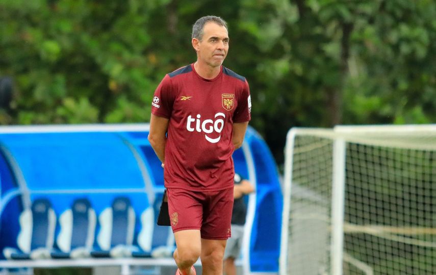 Panamá Sub-16: Leonardo Pinino hace llamado para Torneo UNCAF en Guatemala