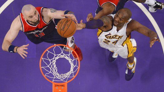 Wizards inician gira por costa oeste venciendo a Lakers