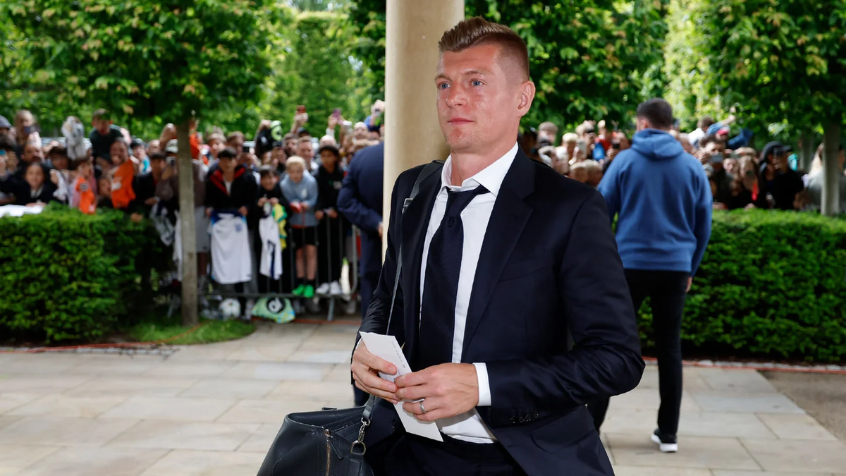 Para Toni Kroos Fede Valverde es el mejor Para Toni Kroos Fede Valverde es el mejor