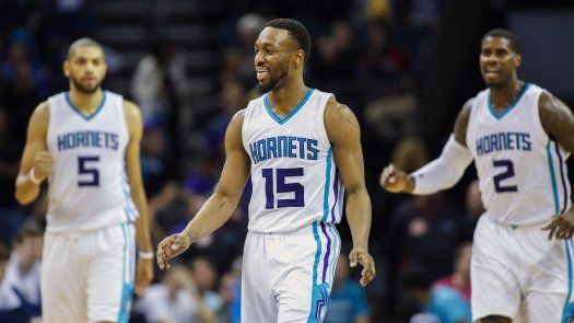 Hornets hilan 5ta victoria seguida, ante Pelicans