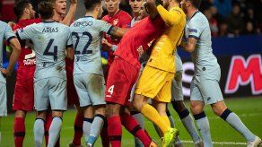 Un desastroso Atlético se complica futuro europeo tras perder 2-1 en Leverkusen