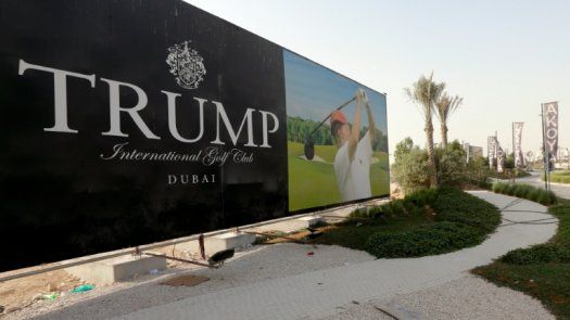 Trump alega riesgos del cambio climático para proteger un campo de golf
