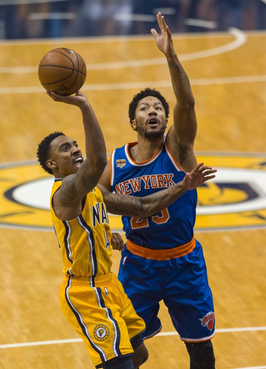 Pacers doblegan a Knicks y enhebran 5ta victoria