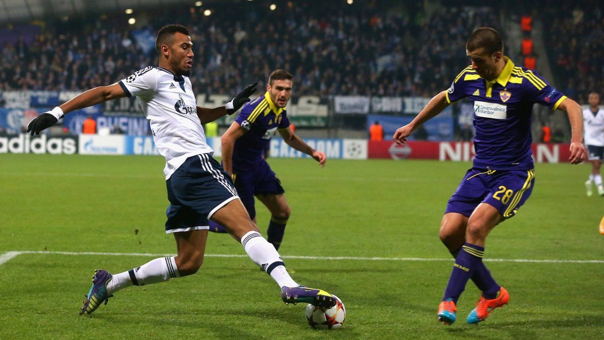 Schalke 04 gana y se clasifica para octavos de Champions