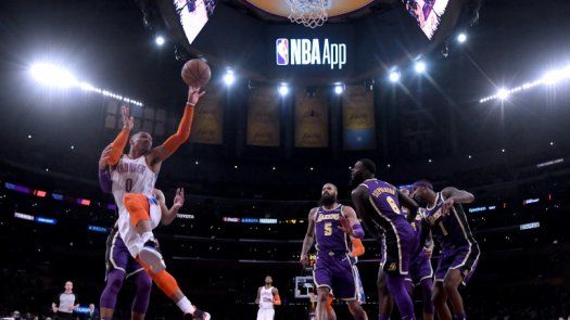 Los Sixers aplastan a los Pacers y los Raptors sufren ante los Suns en la NBA