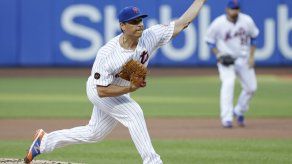 Vargas domina y Mets blanquea 2-0 a Marlins