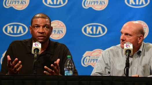 NBA: los Clippers extienden el contrato al técnico Doc Rivers