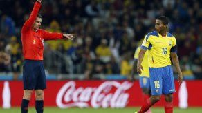 Man U: Antonio Valencia prolonga su contrato